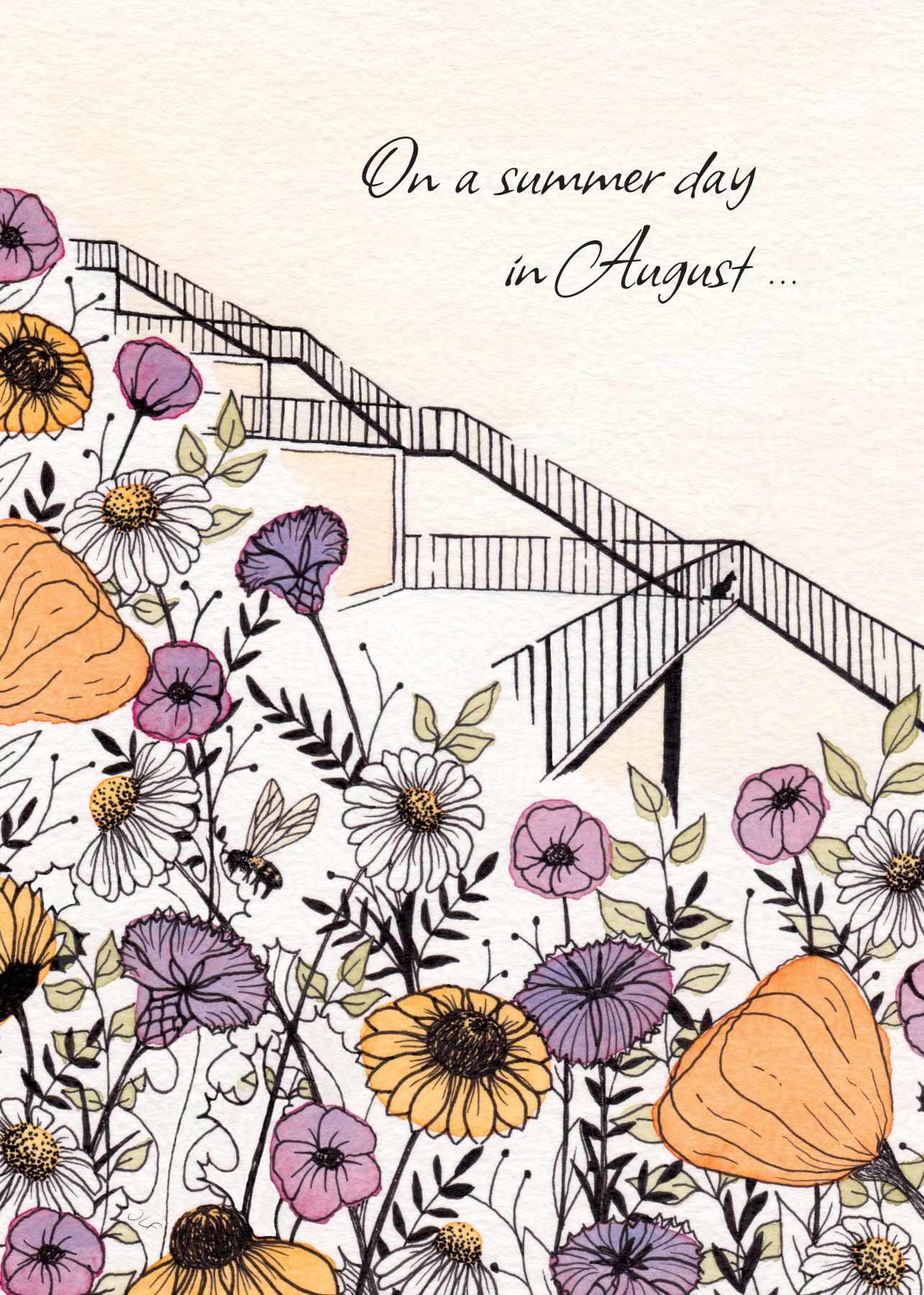Abgebildet ist die Vorderseite einer mit Aquarellfarben und schwarzer Tusche gemalten Hochzeitseinladung. Im Vordergrund sind Wildblumen und Gräser in Gelb-, Orange-, Rosa- und Lilatönen zu sehen, sowie eine Biene. Im Hintergrund ist ein Gebäude mit Treppen angedeutet sowie eine kleine schwarze Katze. Die Karte ist beschriftet mit "On a summer day in August ...".